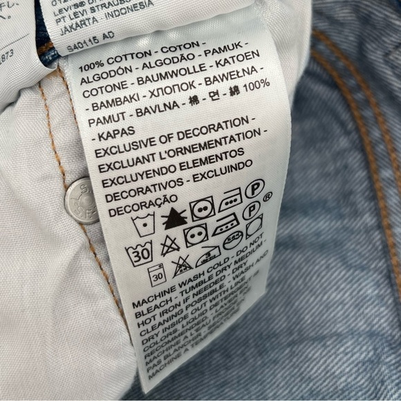 Women’s Levi’s 501 Cut Off Blue Button Down Jean Shorts Size 24 - Picture 7 of 9